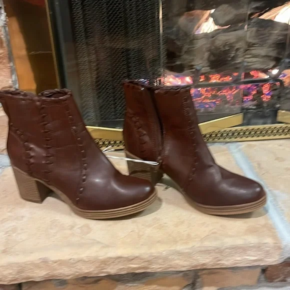 Maurice Joelle Rust brown ankle boots - Picture 2 of 5